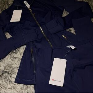 Lululemon set Navy Blue Size 8(M) NWT
